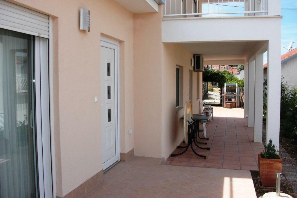 Apartments Nena - Trogir Extérieur photo